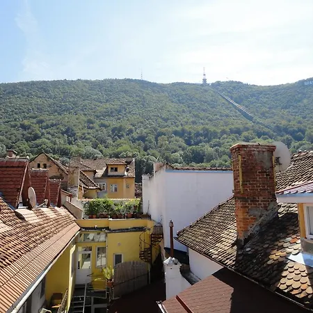 Casa Vali In Piata Sfatului Brassó